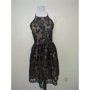 AQUA Black/Nude Floral Lace Sleeveless Dress Size S